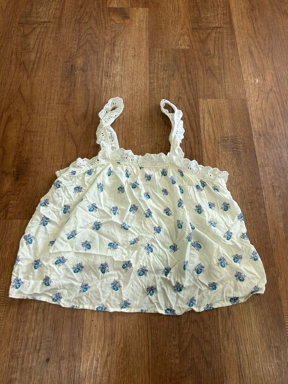 Social Scene Floral Print Lace-Trim Eyelet Ruffle Strap Camisole Top